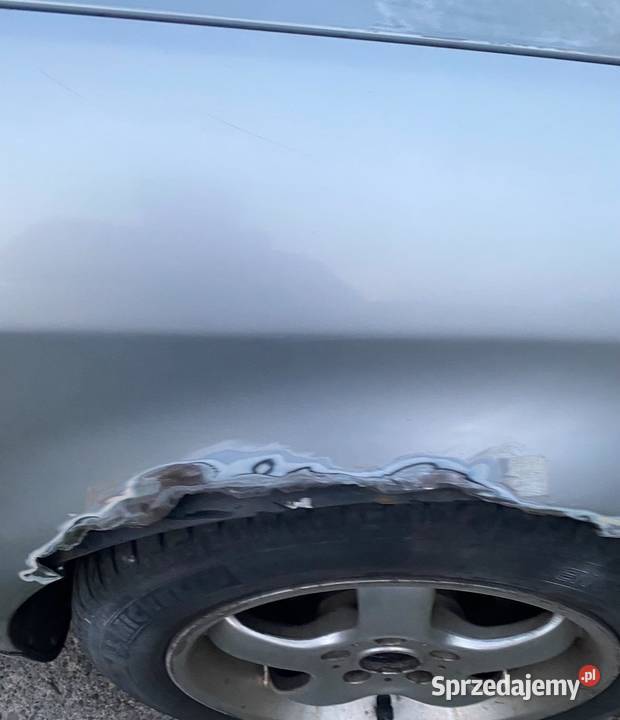 Błotnik Audi A6 C5 pasażera LY7M Tychy