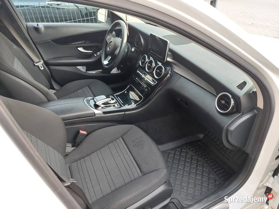 Mercedes C klasse w205 kombi diesel automat światła LED Poznań