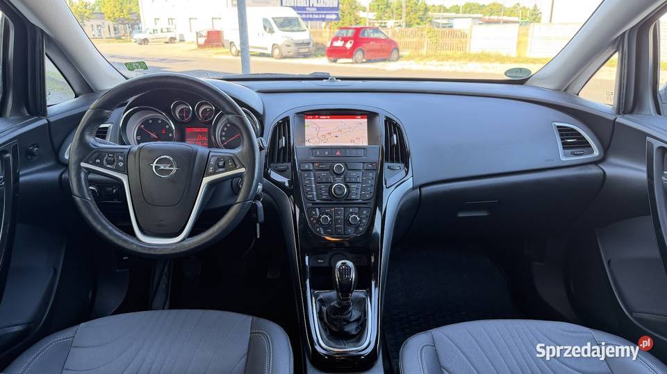 Opel Astra 16d 2014 navi kamera skóry wspomaganie kierownicy Konin