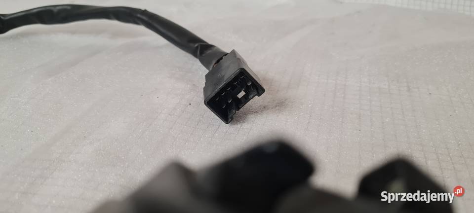 Suzuki Intruder 125 przełącznik prawy Przełączniki sprzedam