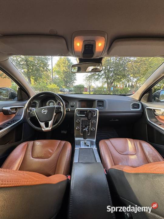 Volvo Volvo V60 20 D3 163 SUMMUMSalon Polska 163KM małopolskie Stary Sącz