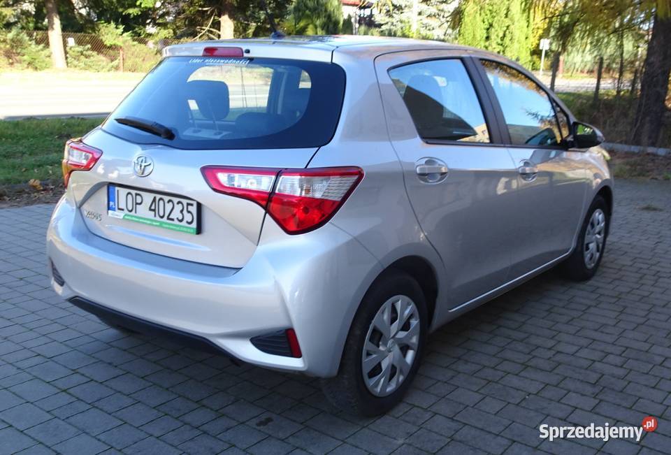 Toyota Yaris 1500 PremiumCity 2017 Poniatowa