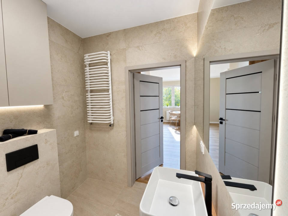 Nowe wykończone 2 pokoje Ustawny salon Balkon 2 piętra