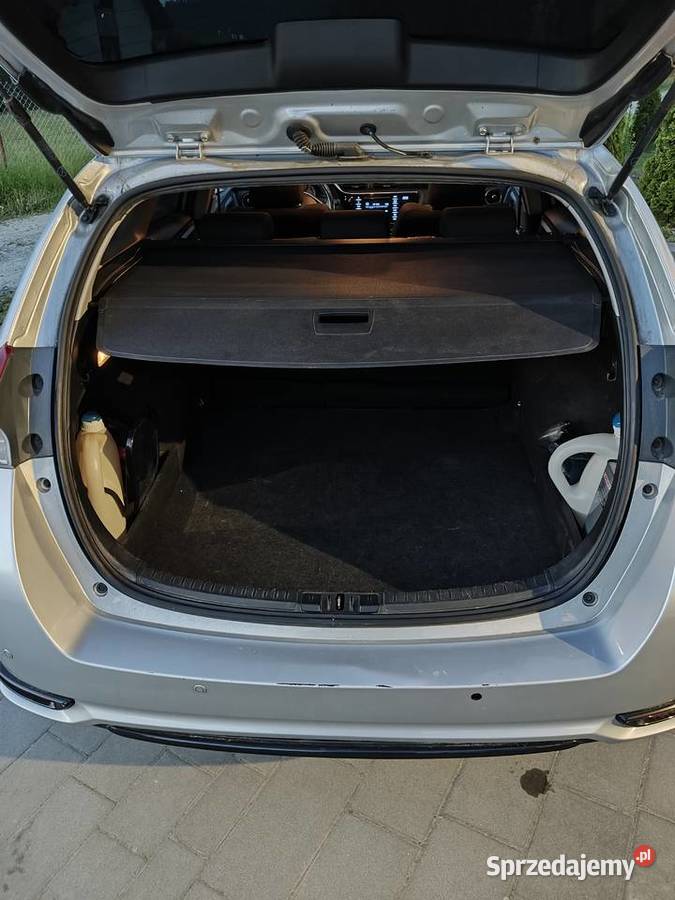 Toyota Auris Kombi 14 D4D z polskiego salonu Barcice sprzedam