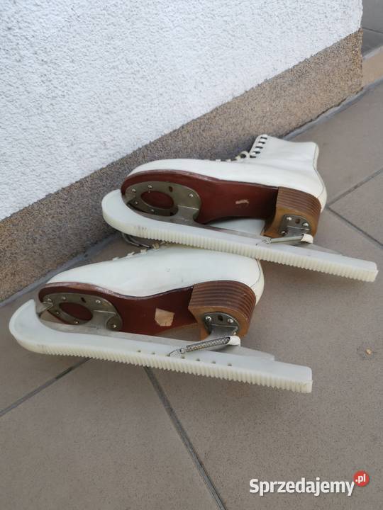Łyżwy figurówki damskie zadbane ze skóry Poznań