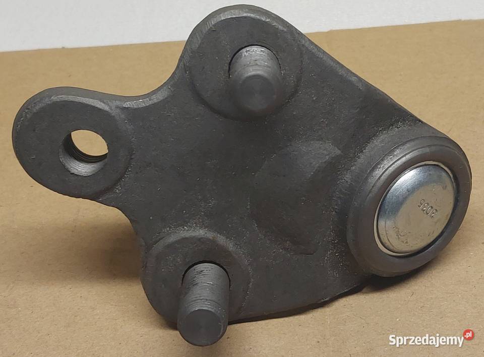 SWORZEŃ WAHACZA DOLNY TOYOTA AVENSIS T25 KOMPLET osobowe Mielęcin