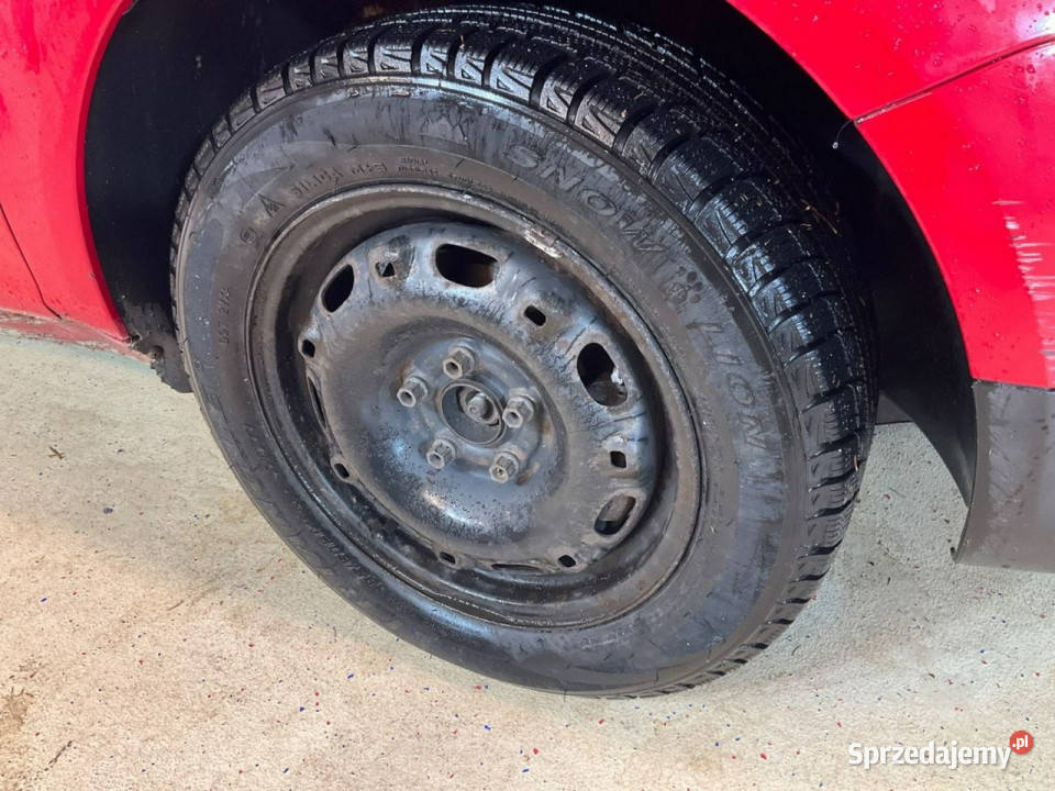 Volkswagen Fox El szyby i czerwony