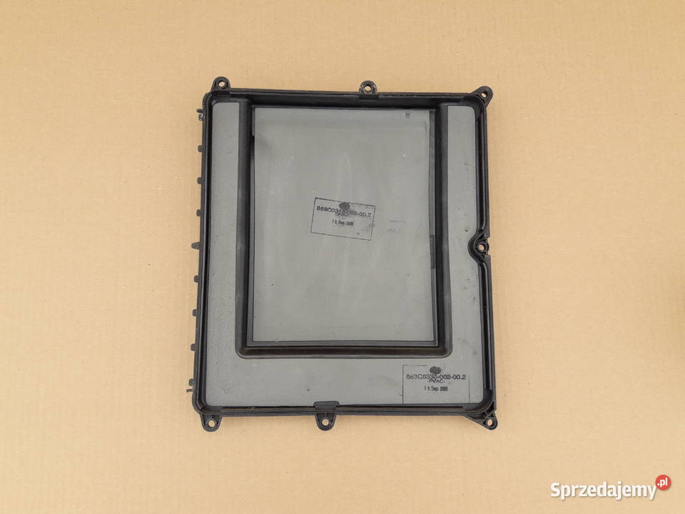 MAN OSŁONA DEKIEL BEZPIECZNIKÓW 81624100073 Motoryzacja