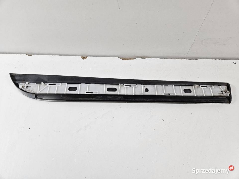 AUDI A6 C6 4F0 LISTWA DRZWI LEWY TYŁ LEWA TYLNA Listwy i nakładki sprzedam