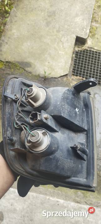 Kierunkowskaz Isuzu Trooper Opel Monterey lifcie Radzymin sprzedam