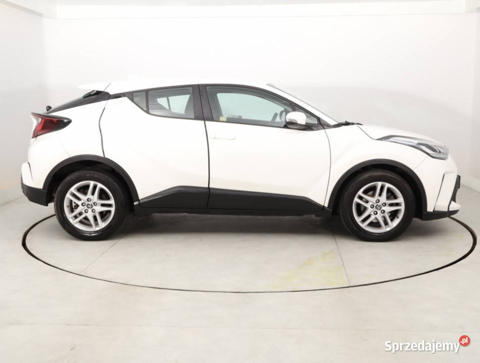 Toyota CHR 18 Hybrid światła przeciwmgielne C-HR Bielany Wrocławskie