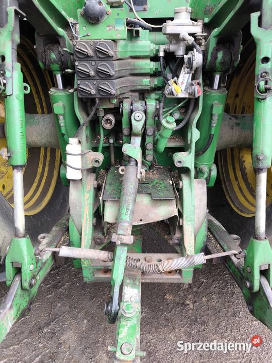 John Deere 8200 Powershift pneumatyka