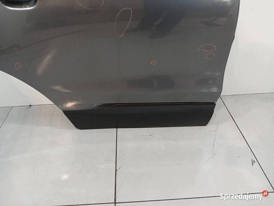DRZWI PRAWE TYŁ Z10B Opel Crossland I 20172024 Rok produkcji 2018 świętokrzyskie
