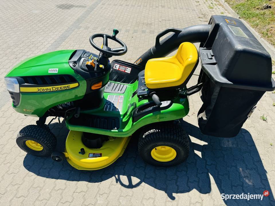 Traktorek kosiarka John Deere E100 BriggsStrat z podlaskie