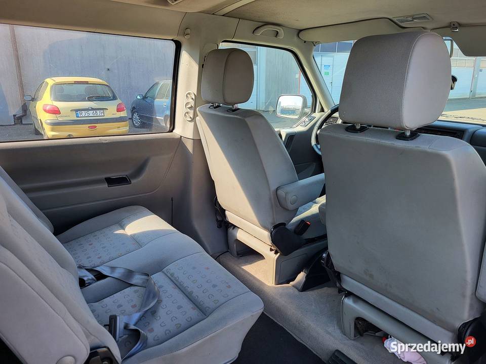 Volkswagen Caravelle 25 TDI Jasło