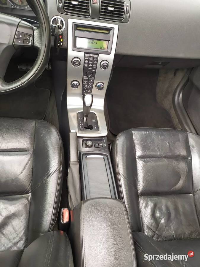 Sprzedam Volvo V70 2007 24 163 niski przebieg 2/3 sprzedam