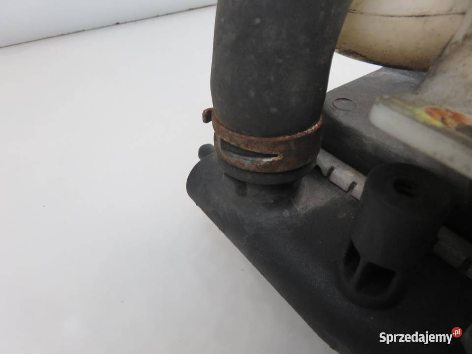 CHŁODNICA WENTYLATOR MITSUBISHI COLT VI 11 osobowe