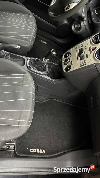Opel Corsa D 2007 10 Benzyna 60 świętokrzyskie