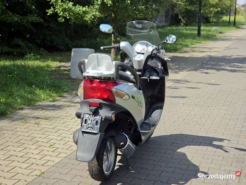 Duży maxii skuter Kymco Grand Dink 50 2T 49cm3
