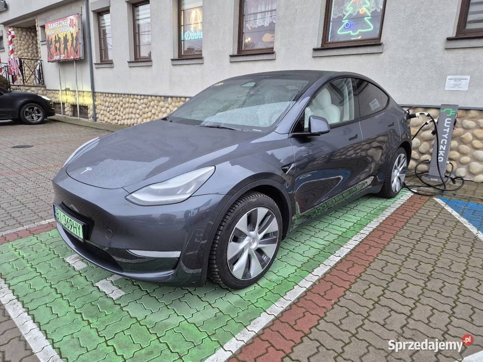 Tesla Y dual motor nieuszkodzony Białystok