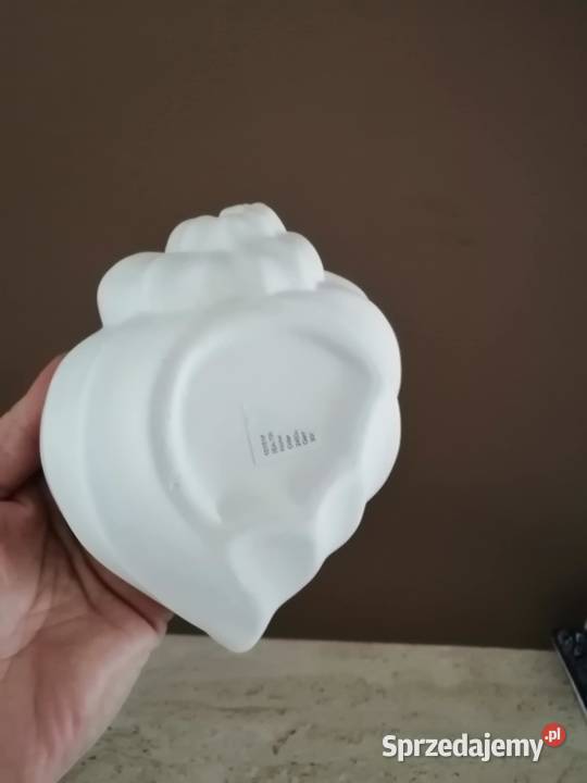 Piękna szkatułka puzderko z porcelany Poznań