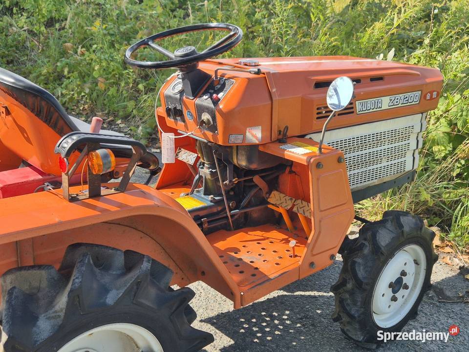 Traktorek traktor KUBOTA B1200D 12 44 sprzedam