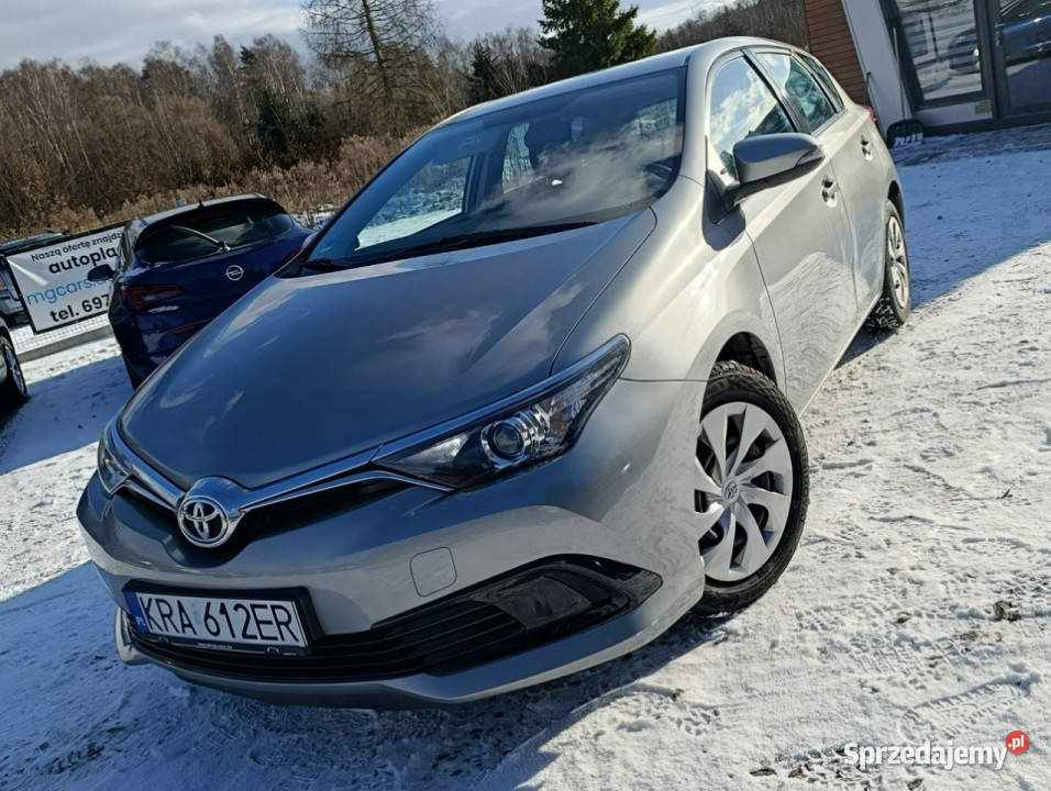 Toyota Auris Bezwypadkowa Serwisowana stan Rok produkcji 2017