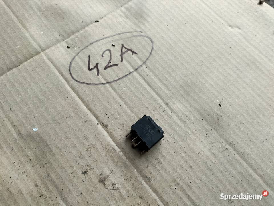 AUDI 80 B4 PRZEŁĄCZNIK PRZYCISK OPUSZCZANIA osobowe Pozostałe Wyposażenie wnętrza Kamień-Kolonia