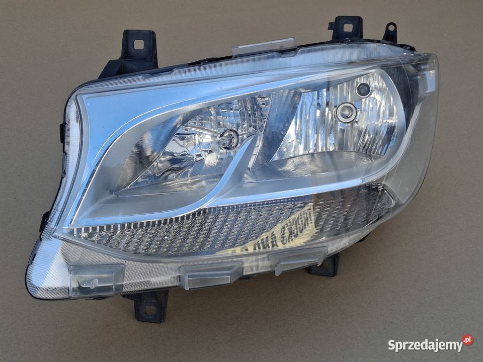 MERCEDES SPRINTER W907 W910 REFLEKTOR LEWY LAMPA