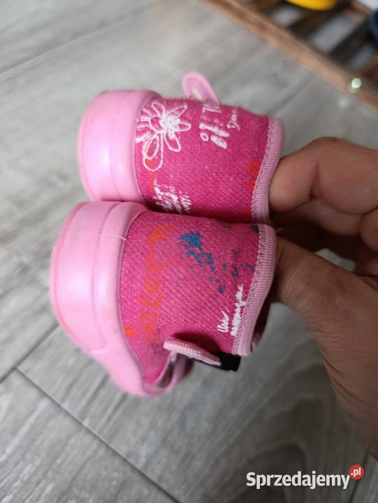 kapcie buty dziewczęce różowe rozmiar 19 długość Rozmiar 19 Poznań