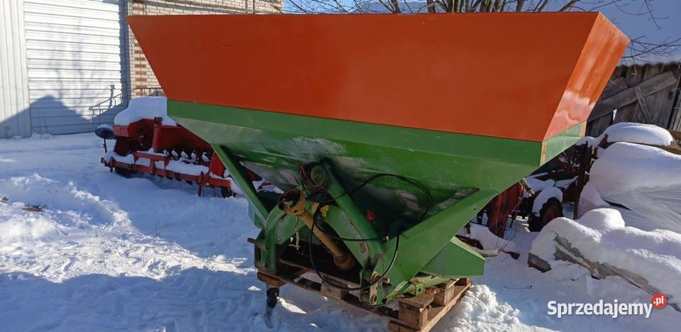 Rozsiewacz nawozów Amazone ZAM 1801 hydrauliczne Glinnik