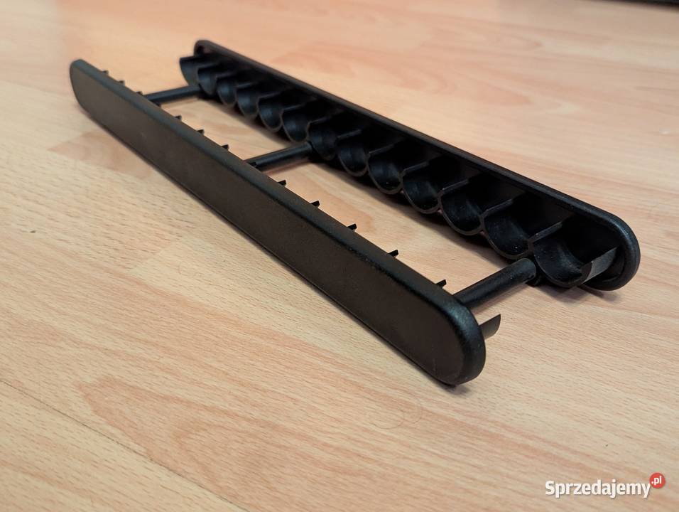 Stojak na 13 kaset magnetofonowych z tworzywa kaseta Gdynia
