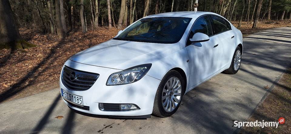 Auto konesera Opel Insignia V6 28 260 bluetooth