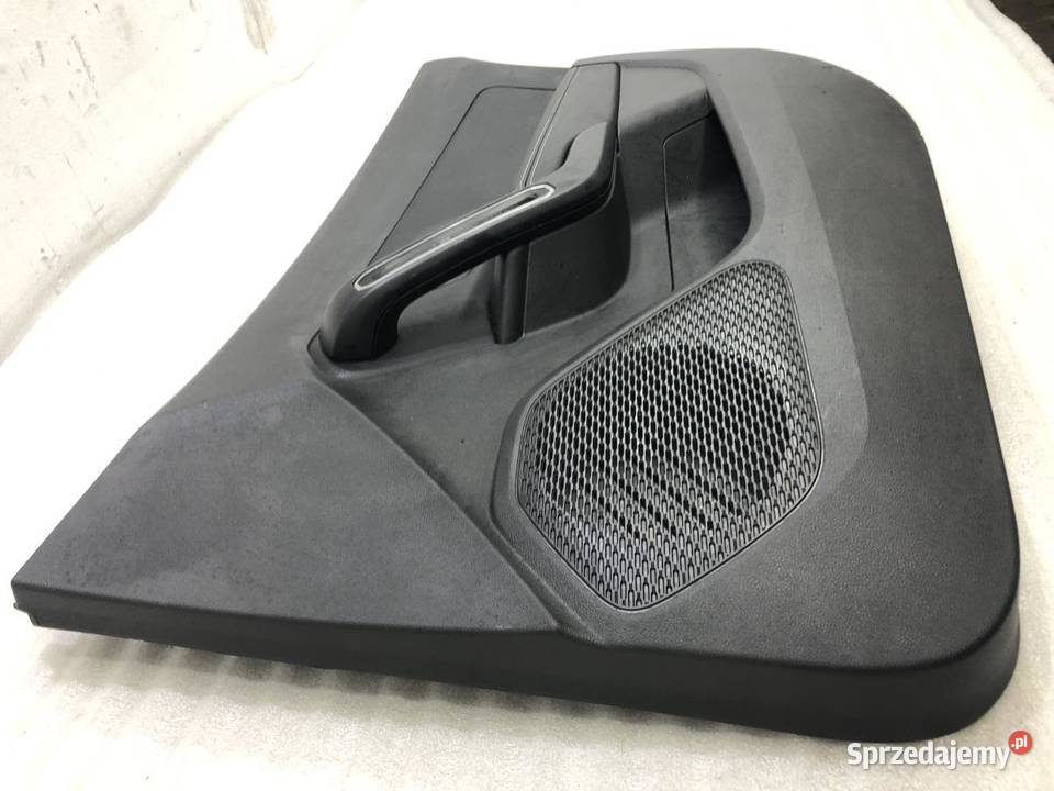 BOCZEK DRZWI PRAWY PRZÓD 809008061R DUSTER II osobowe