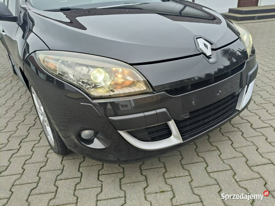 Renault Megane 16BENZ SerwisNavigacjaKlimatr 2 światła przeciwmgielne Kutno