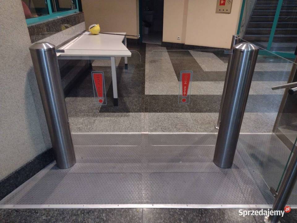 Bramka uchylna wejściowa tripod Warszawa