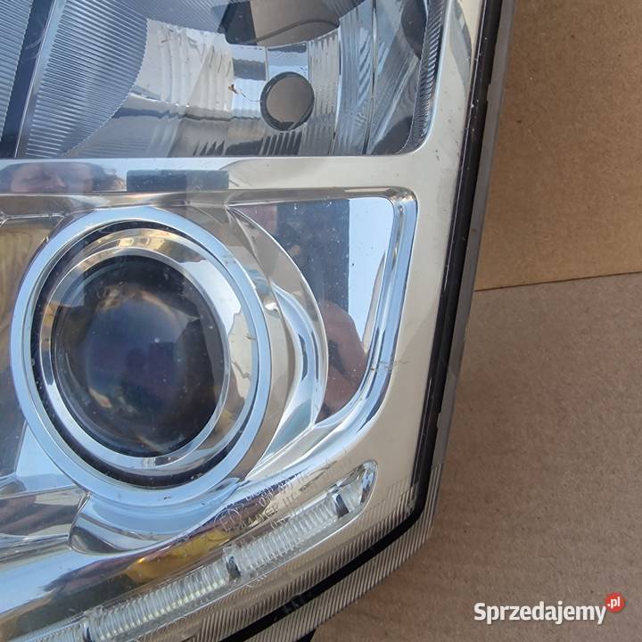 VOLVO FH FH13 REFLEKTOR LAMPA LEWA XENON ciężarowe Bieleń