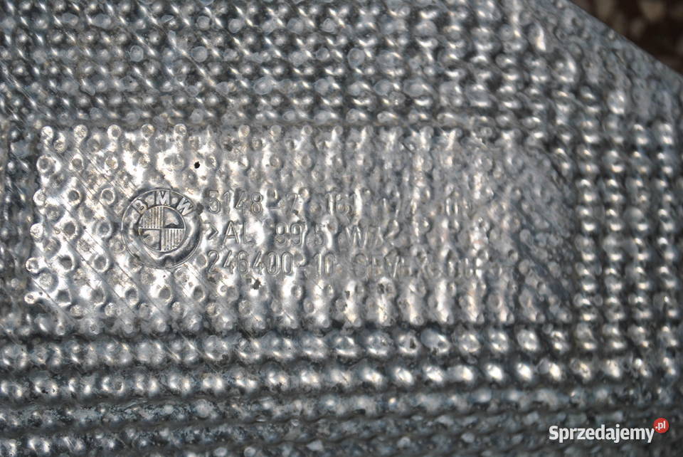 Izolacja termiczna przednia BMW E60 E61 E63 E64 Poręba sprzedam