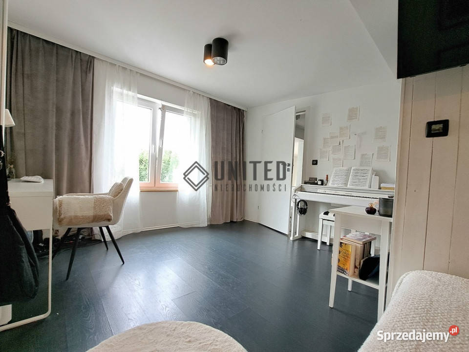 Dom wolnostojący Mirków 189m2 8000m2 sprzedam