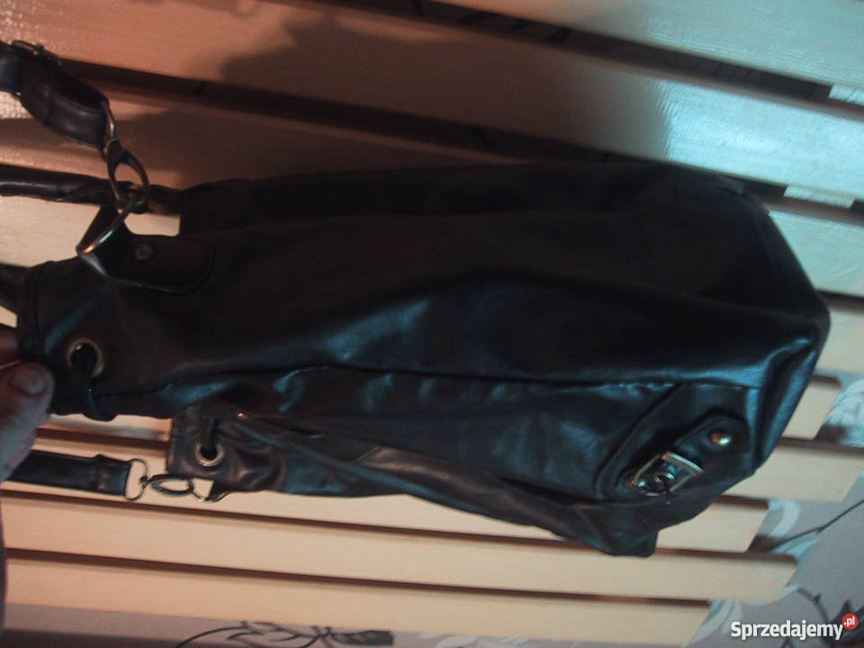 Duża39x33 czarna torebka do rękina ramieeko Świdnik