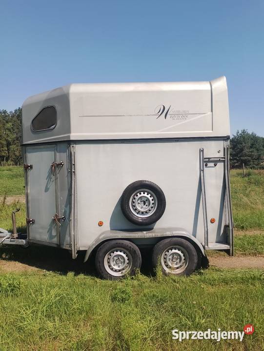 Przyczepa do przewozu dwóch koni Żerdzina