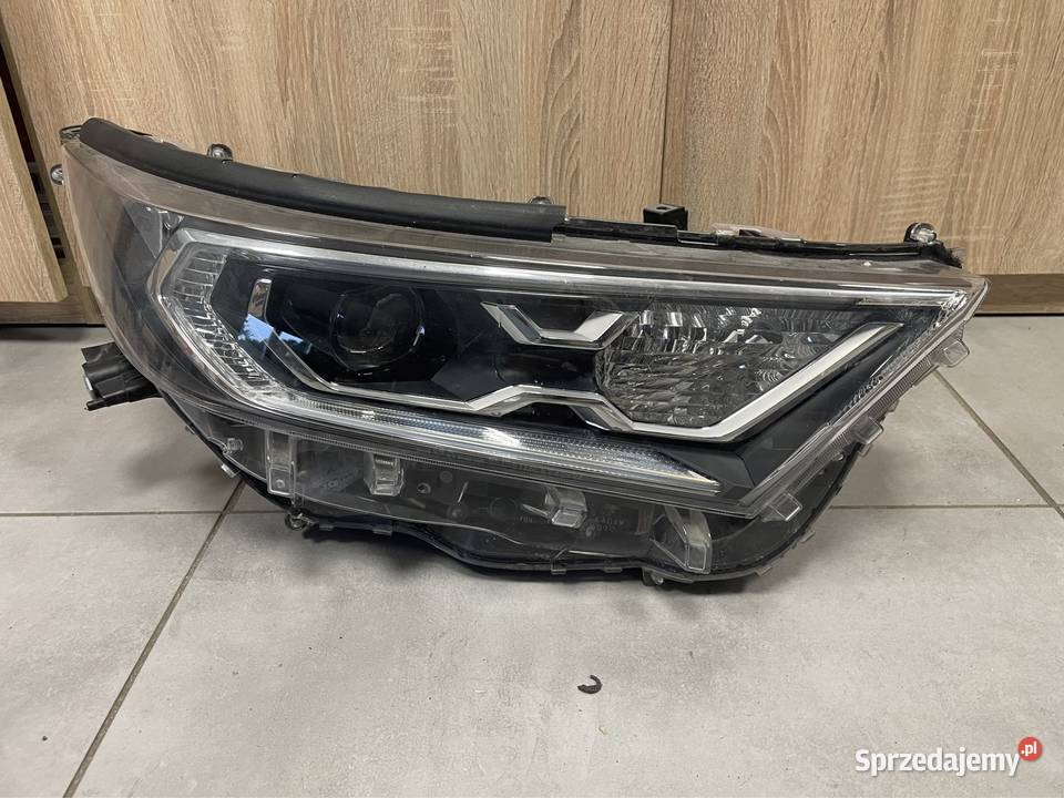 Toyota Rav4 reflektor full led prawy 19 Lampy przednie Kozubszczyzna sprzedam
