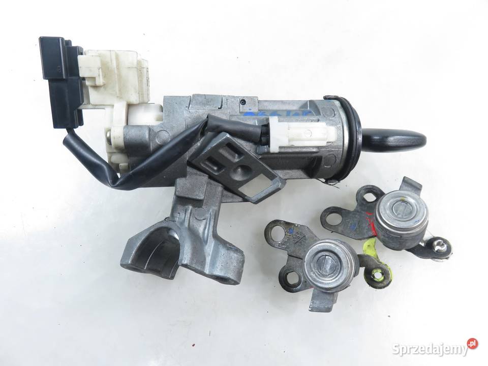 STACYJKA WKŁADKI TOYOTA YARIS I P1 450200D01