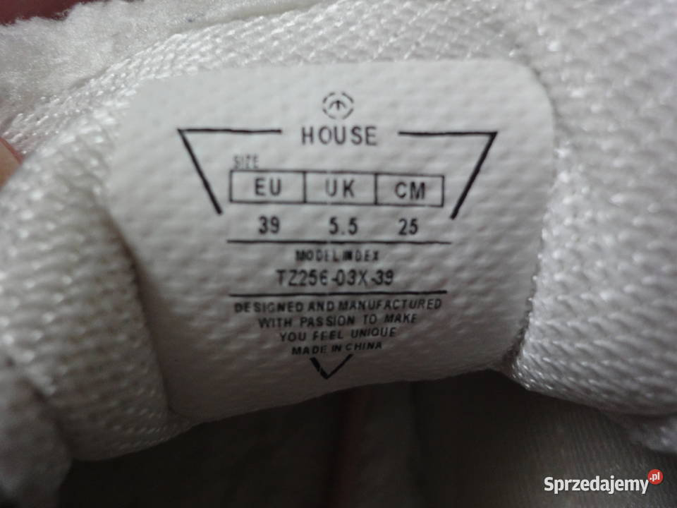 Buty na zimę firmy House Kraków sprzedam