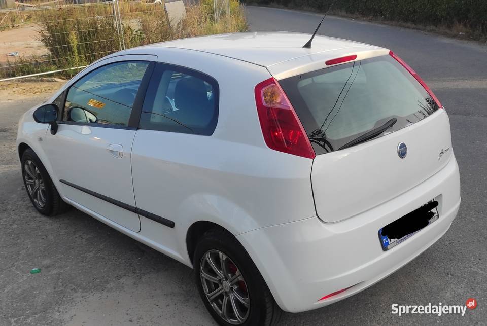 Sprzedam ładnego fiata grandę putno 2007 12 250000km małopolskie Nowy Sącz