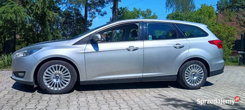 Ford Focus Kombi 10 EcoBoost 125 Samochody osobowe małopolskie Kraków sprzedam