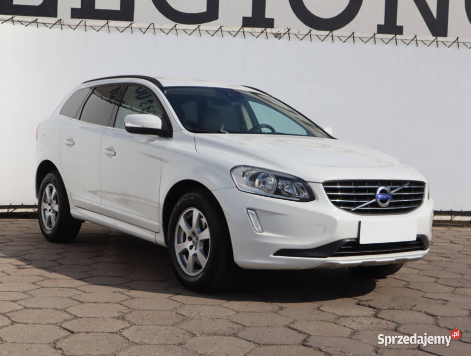 Volvo XC60 D4 Rok produkcji 2015 Łódź