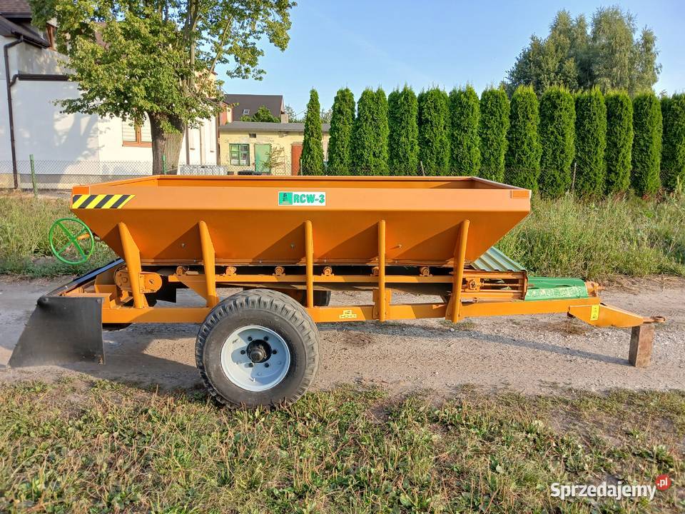Rozsiewacz wapna rcw3piastwapniarka piaskarka Rozsiewacze nawozów Rzgów sprzedam