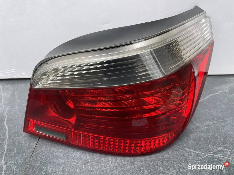 BMW E60 SEDAN PRAWA LAMPA TYŁ prawe Ostroróg