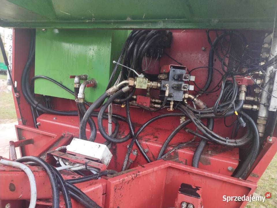 Wóz paszowy paszowóz strautmann pomorskie Brusy